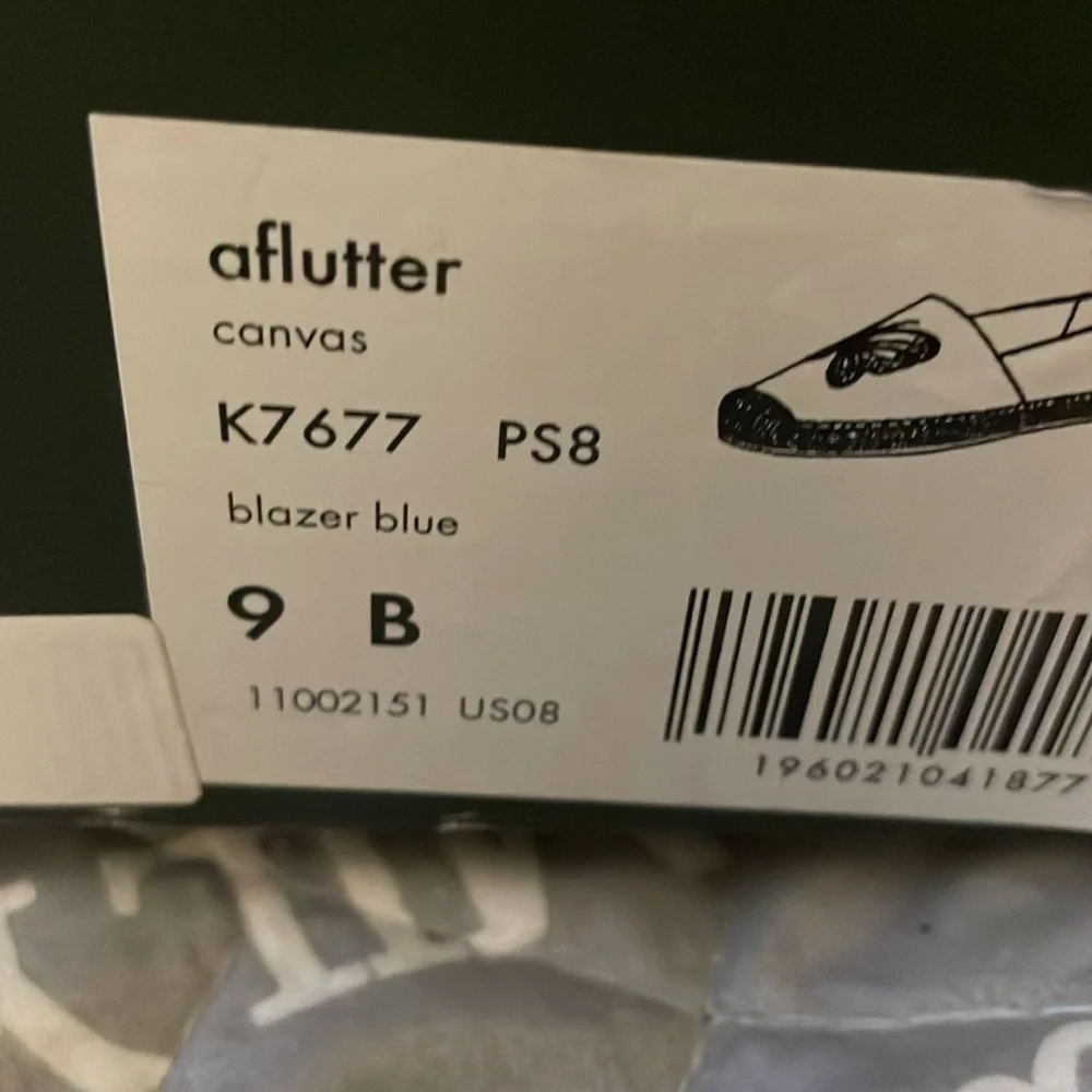 Kate Spade aflutter Canvas Shoes Size 9